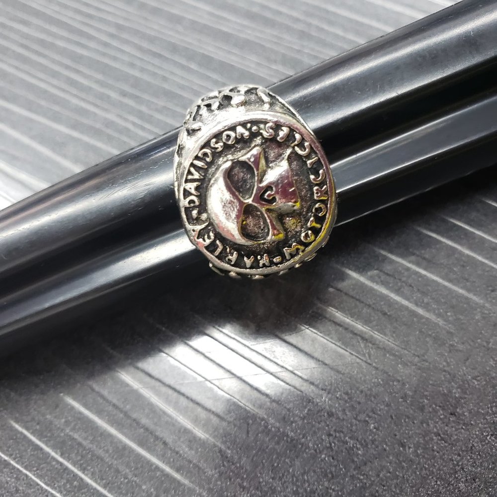2/$15 Men's size 10 Silver-tone Skull Ring Fashion Jewelry